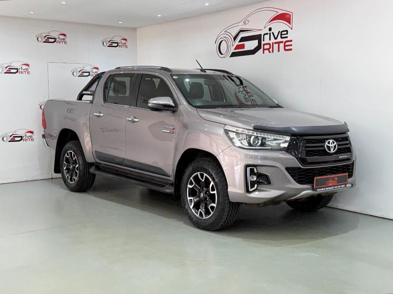 2020 TOYOTA Hilux