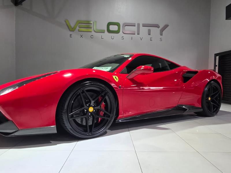 2016 FERRARI 488 GTB