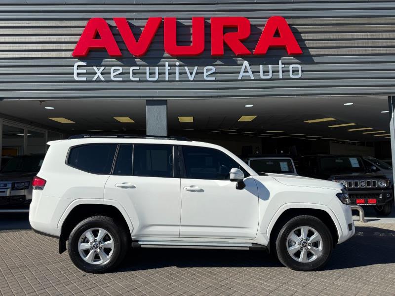 2023 TOYOTA Landcruiser 300