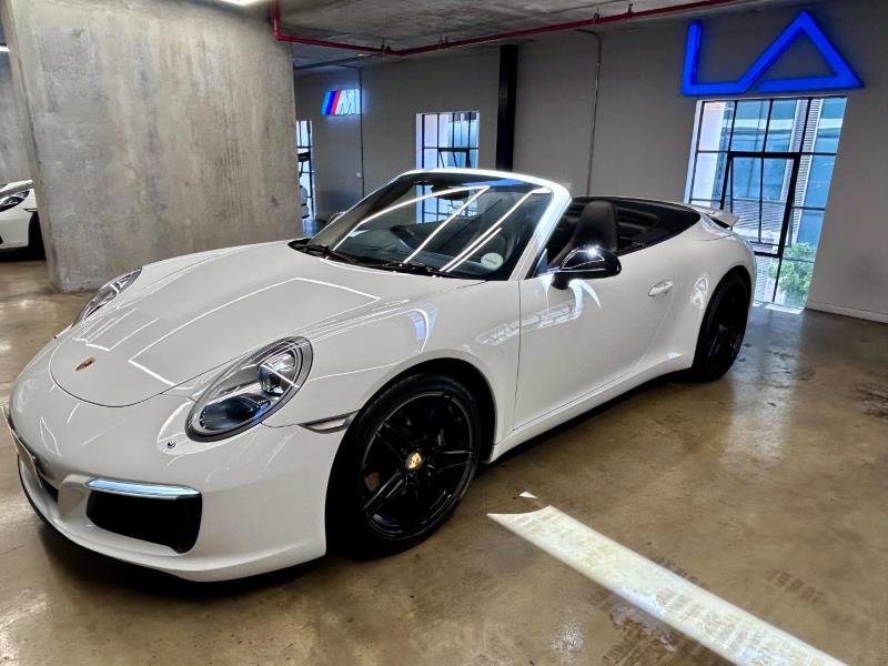 2016 PORSCHE 911