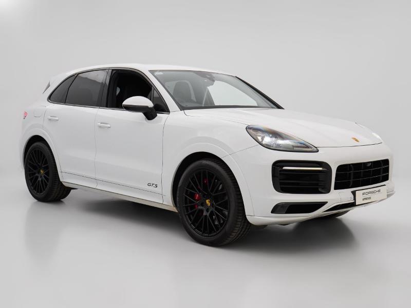 2022 PORSCHE Cayenne