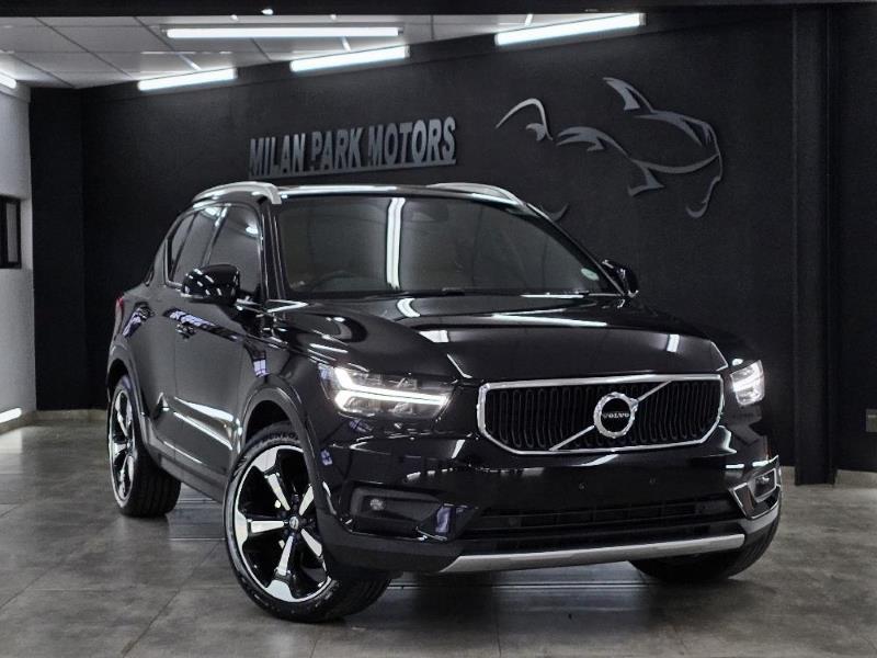 2018 VOLVO XC40