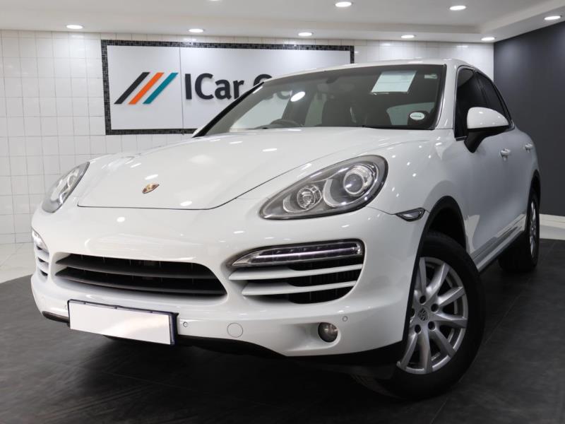 2012 PORSCHE Cayenne