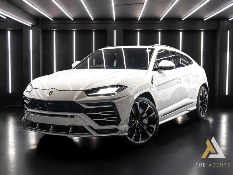 2022 LAMBORGHINI Urus