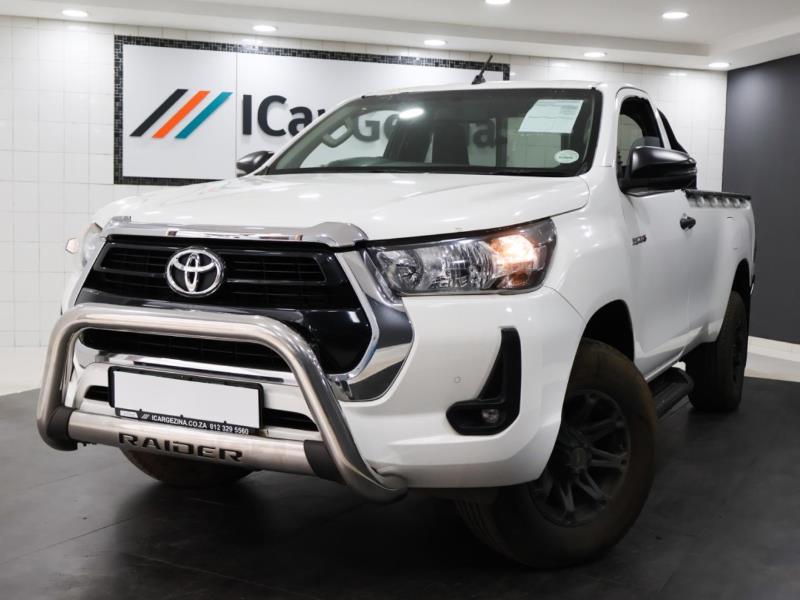 2021 TOYOTA Hilux