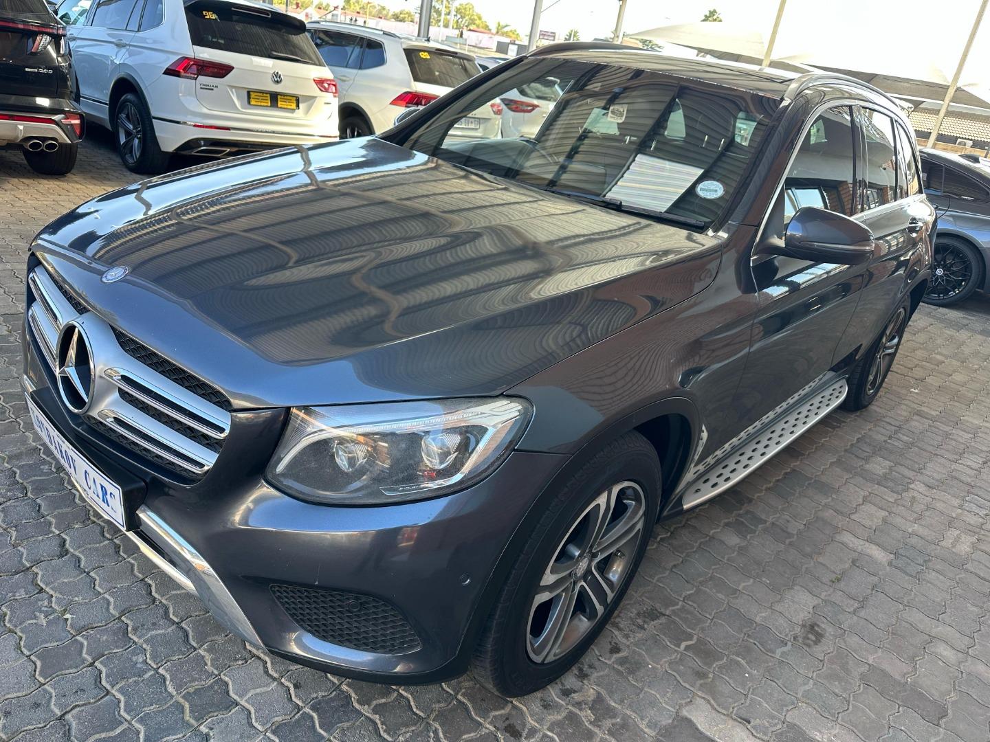 2016 MERCEDES-BENZ GLC
