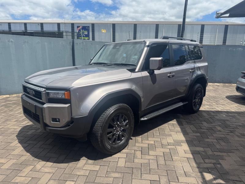 2025 TOYOTA Prado