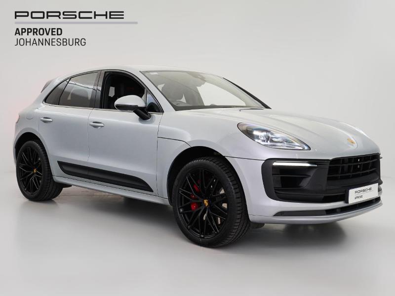 2022 PORSCHE Macan