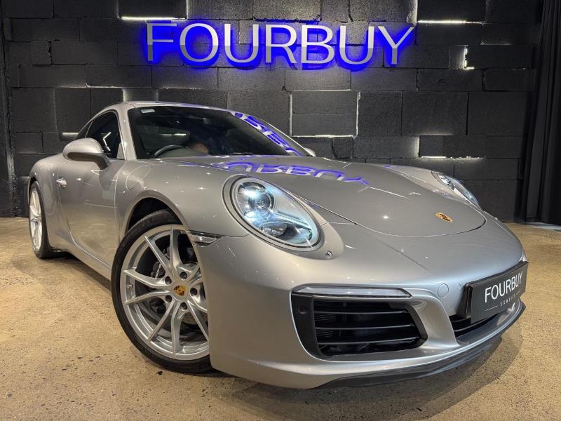 2017 PORSCHE 911