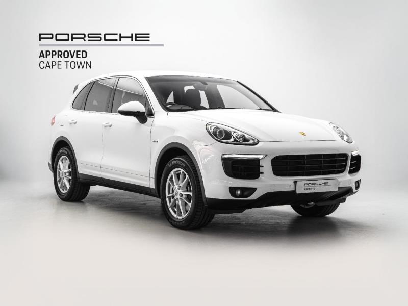 2015 PORSCHE Cayenne