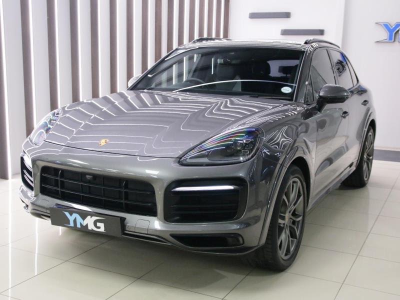 2021 PORSCHE Cayenne