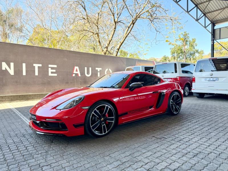 2018 PORSCHE Cayman