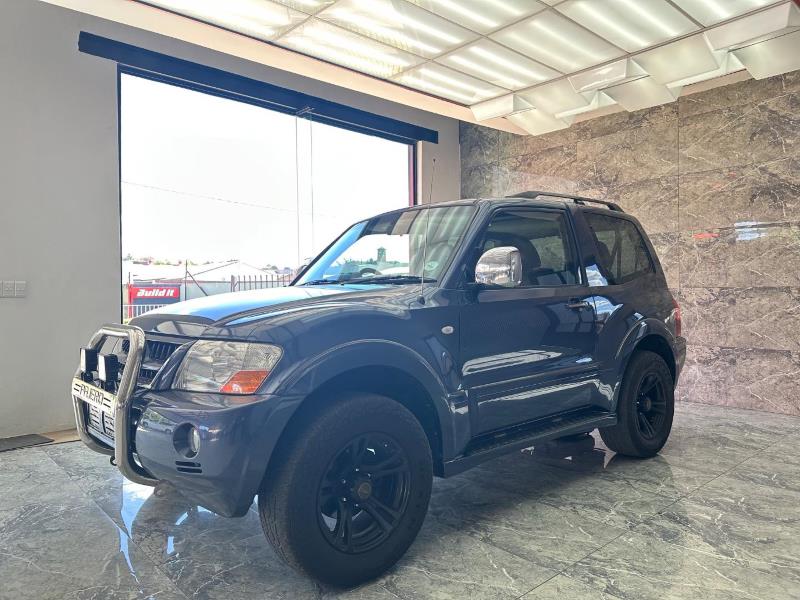 2006 MITSUBISHI Pajero