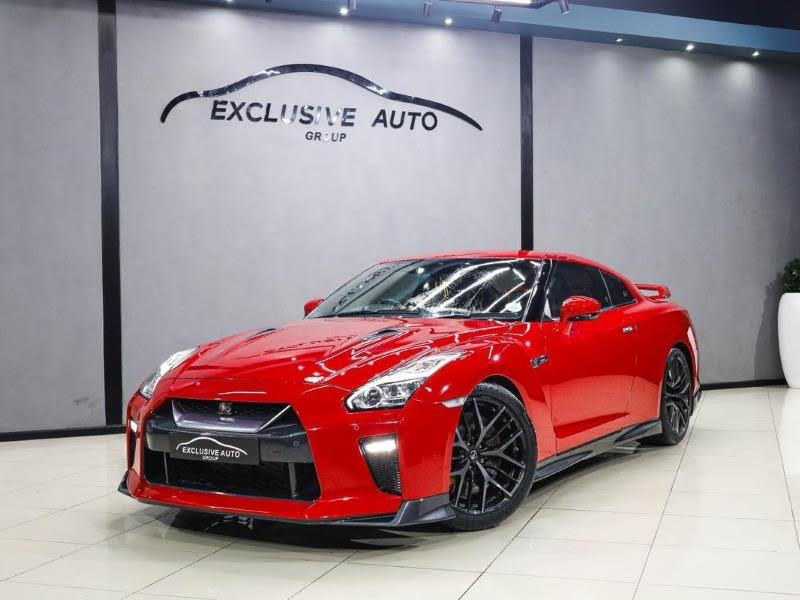 2016 NISSAN GT-R