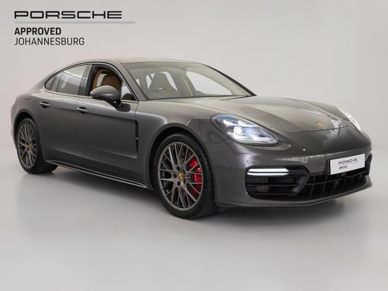 2017 PORSCHE Panamera