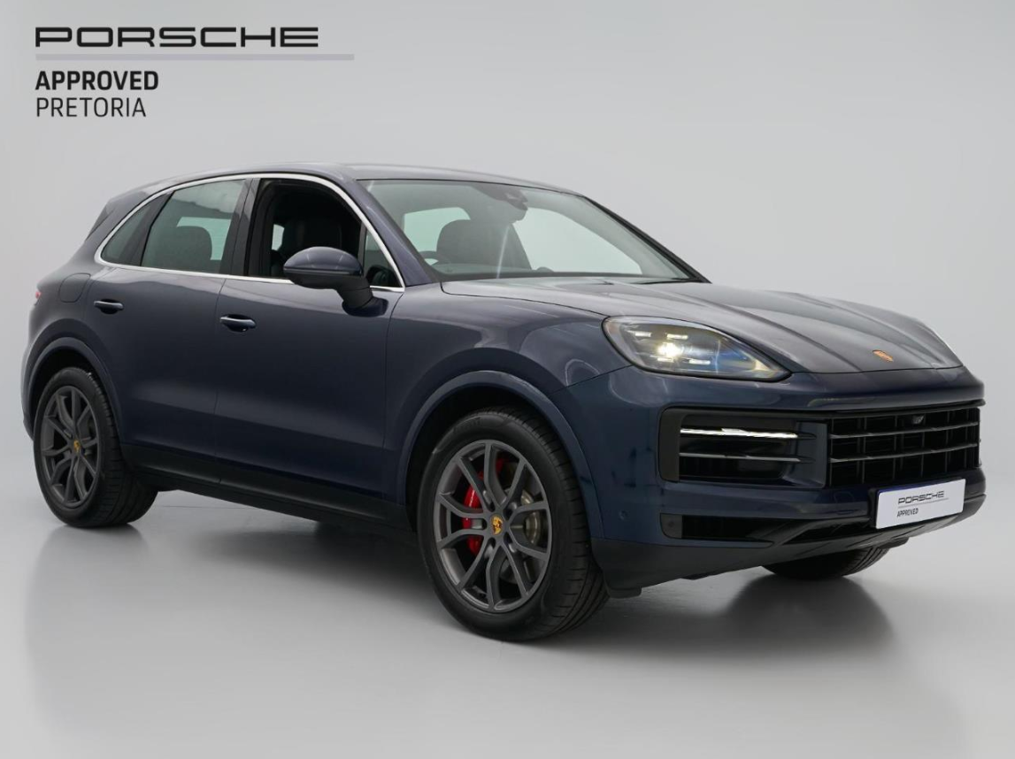 2024 PORSCHE Cayenne