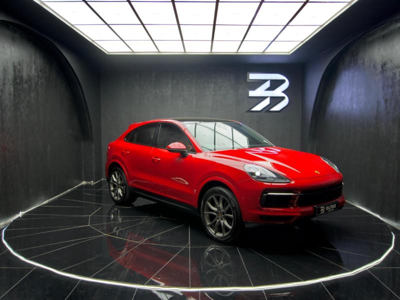 2022 PORSCHE Cayenne