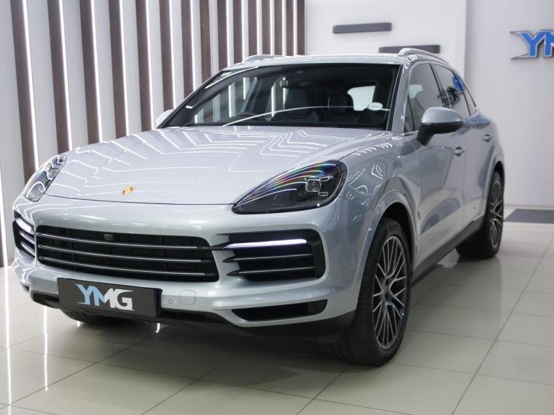 2023 PORSCHE Cayenne