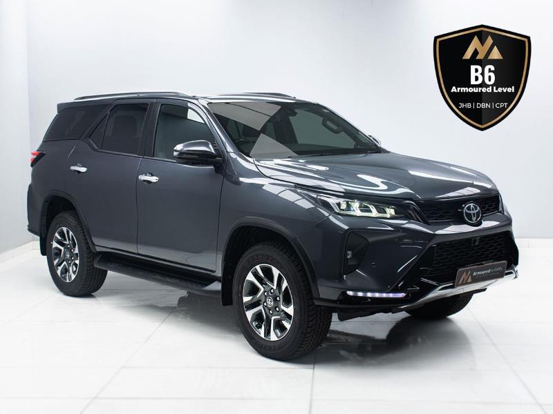 2025 TOYOTA Fortuner