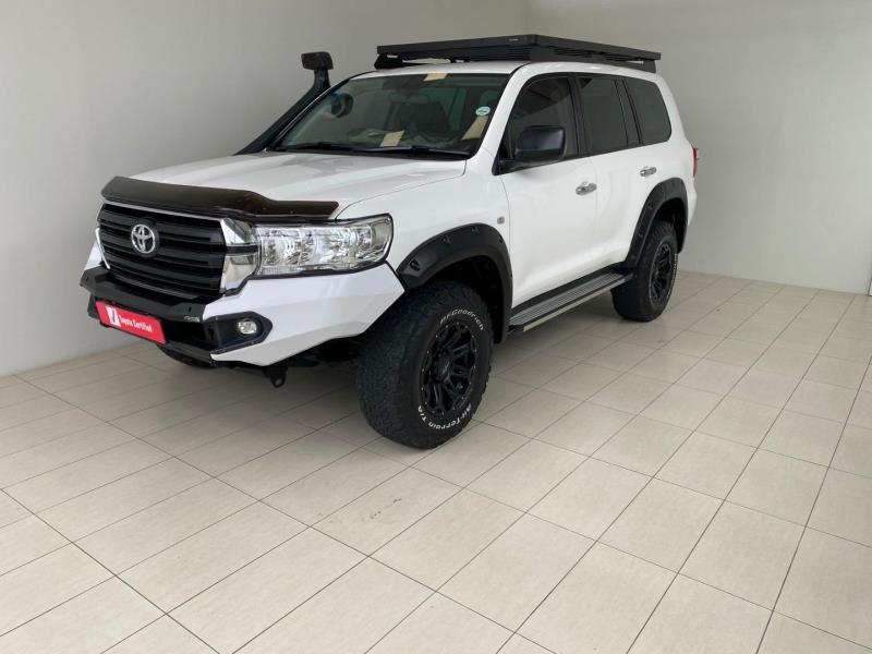 2020 TOYOTA Landcruiser 200