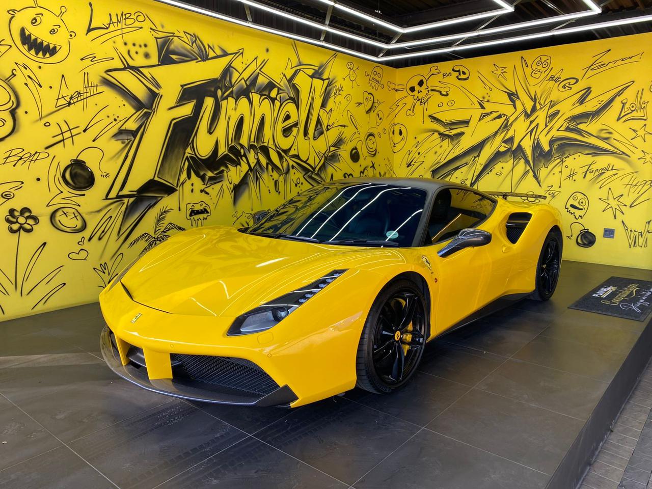 2016 FERRARI 488 GTB