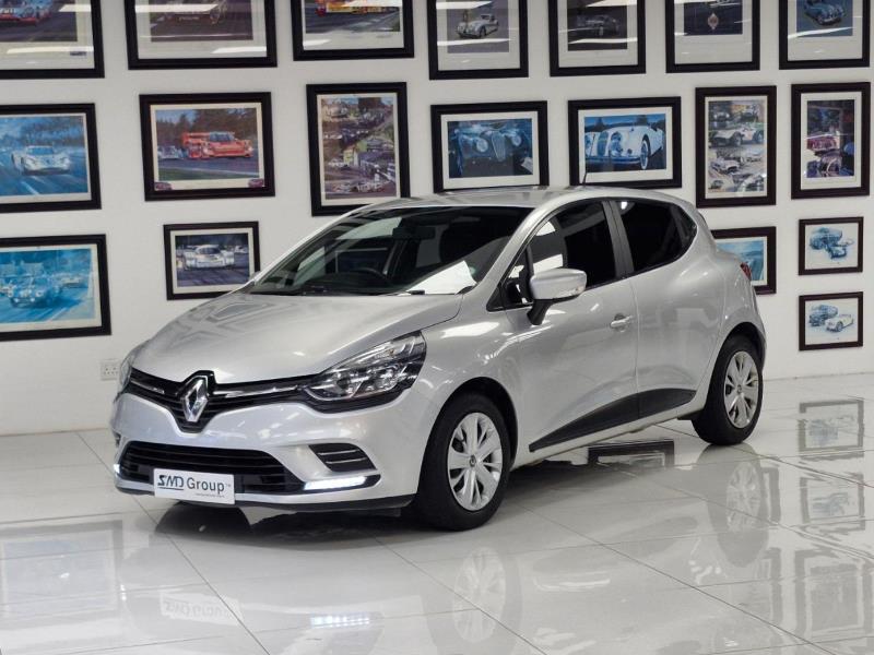 2019 RENAULT Clio