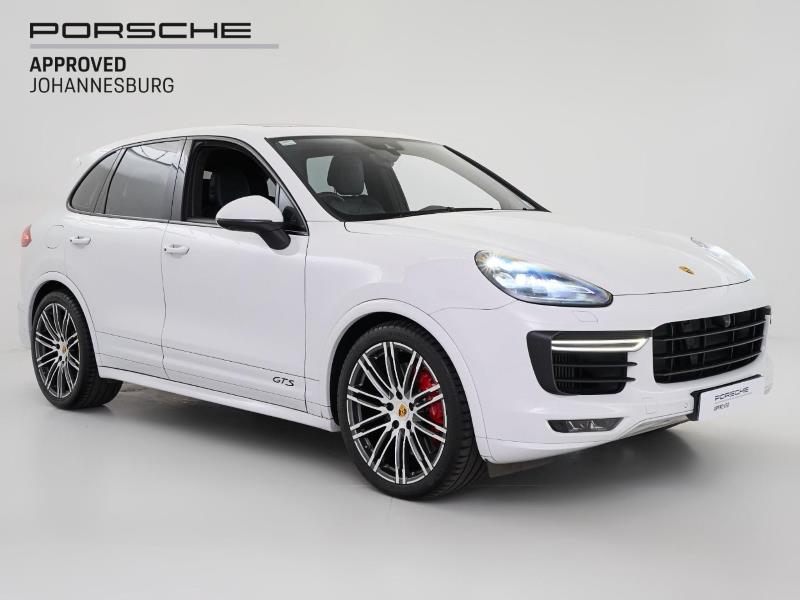 2017 PORSCHE Cayenne