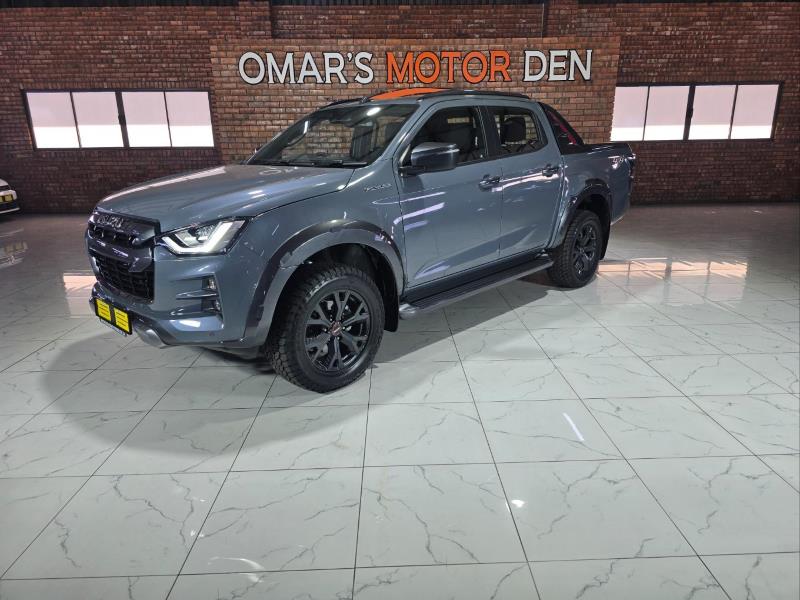 2025 ISUZU D-MAX