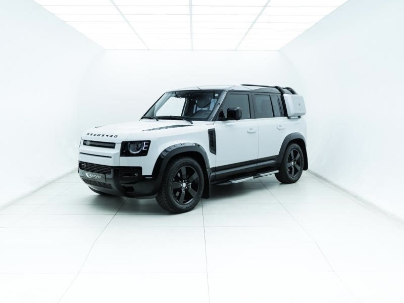 2022 L-R Defender