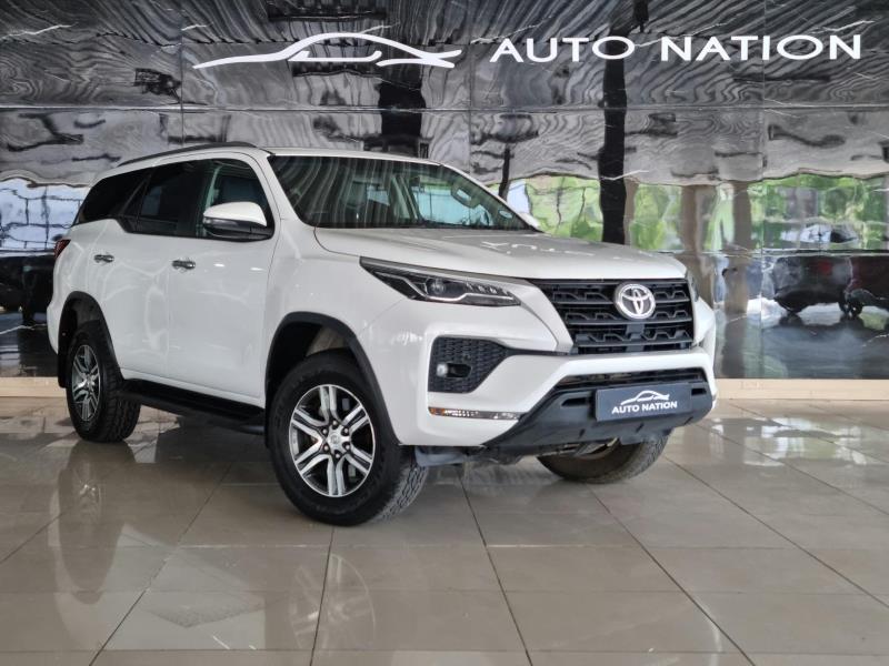 2022 TOYOTA Fortuner
