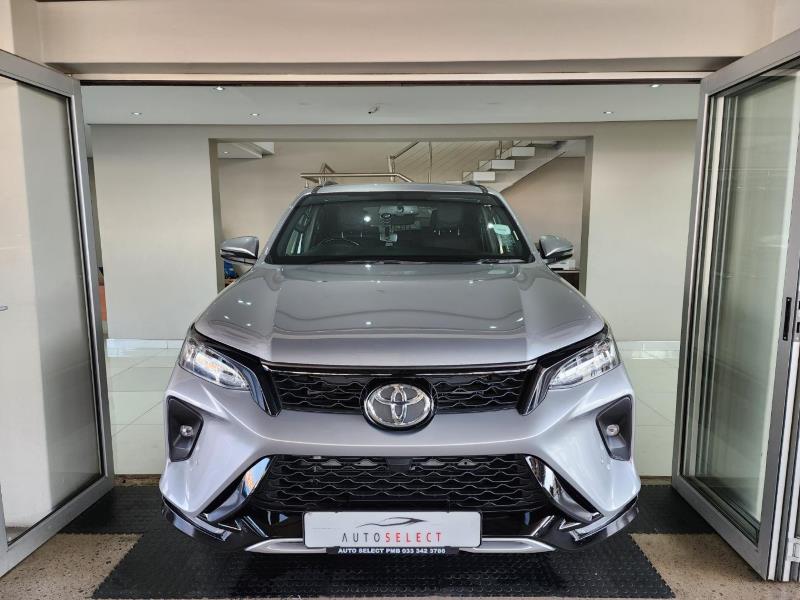 2024 TOYOTA Fortuner