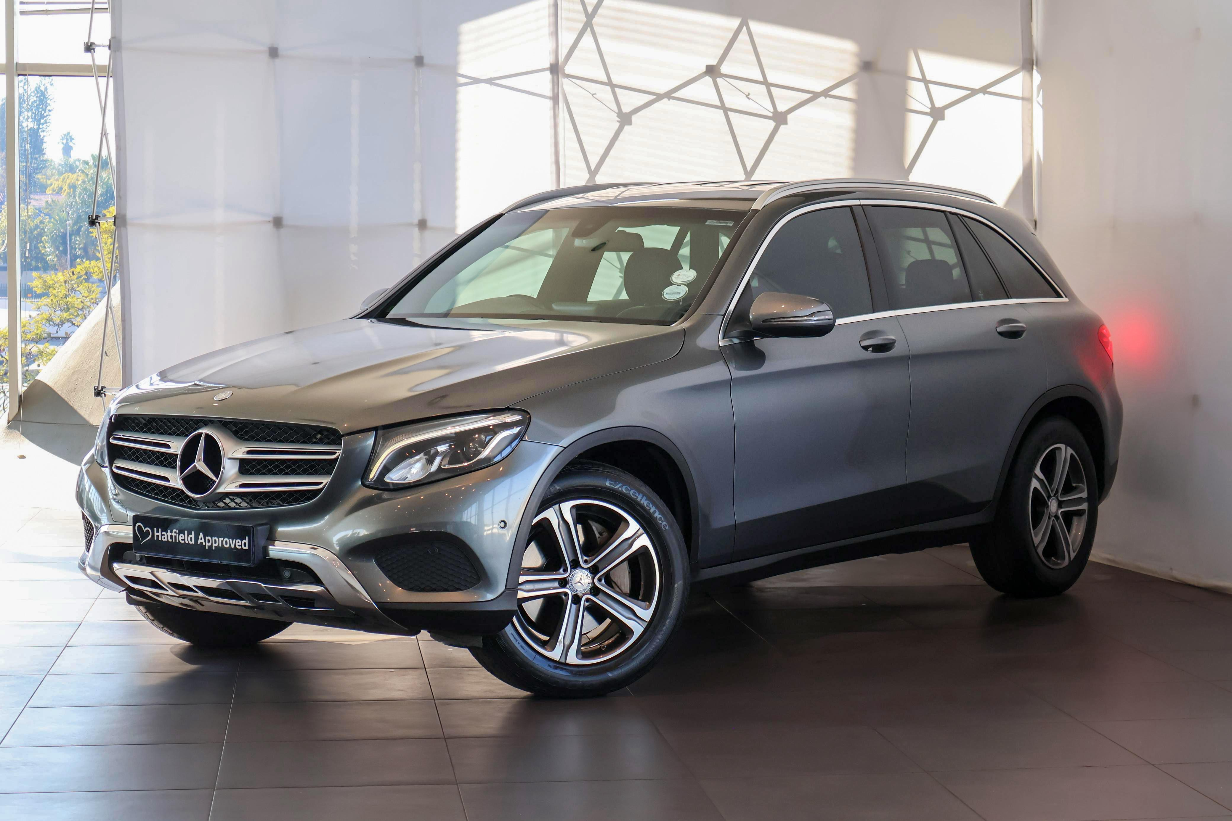 2017 MERCEDES-BENZ GLC