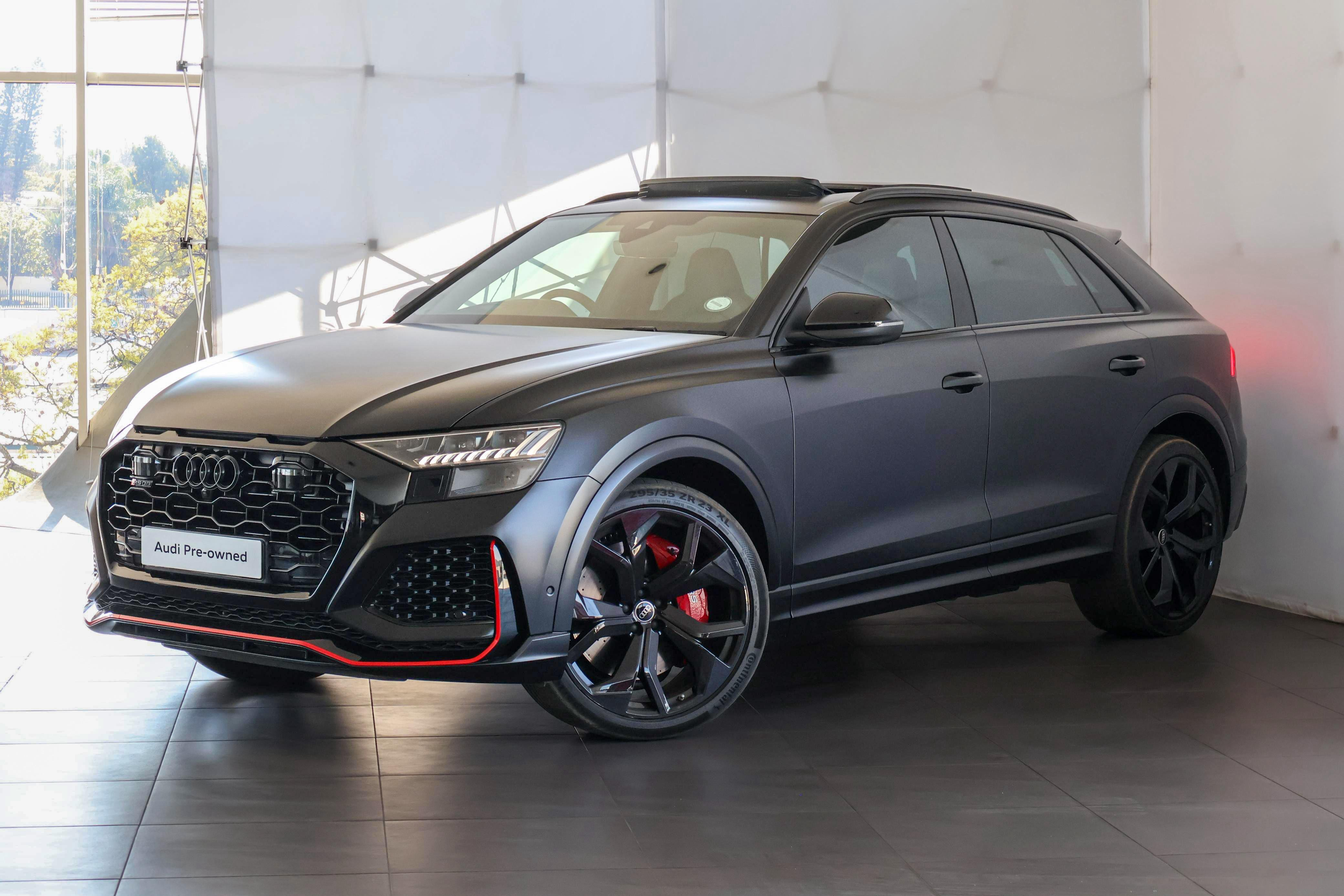 2023 AUDI Q8