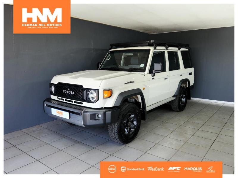 2025 Toyota Land Cruiser 76