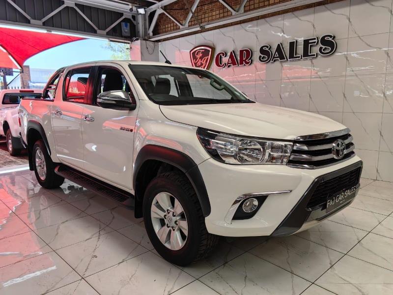 2016 TOYOTA Hilux