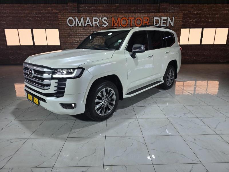 2023 TOYOTA Landcruiser 300