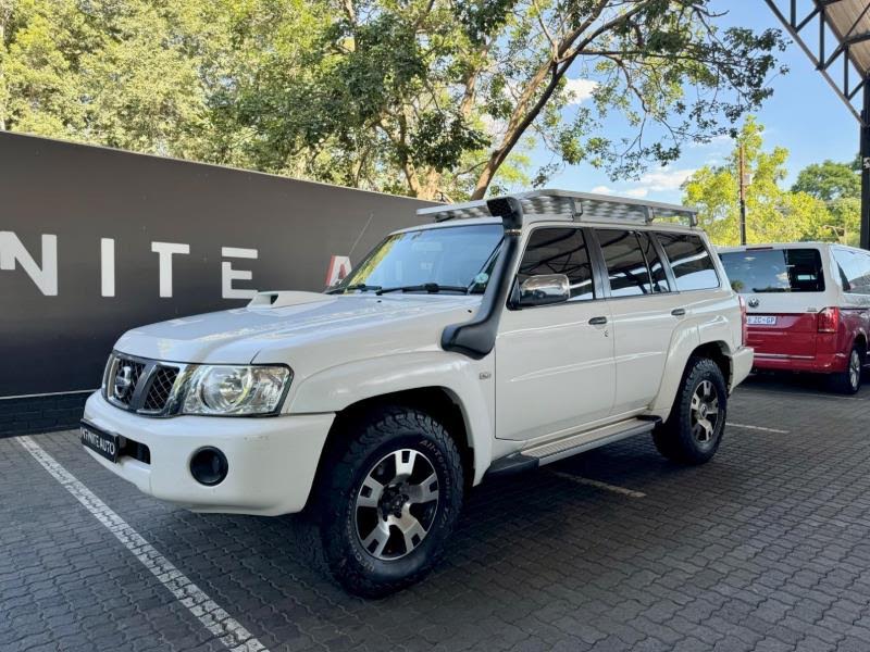 2013 NISSAN Patrol SW