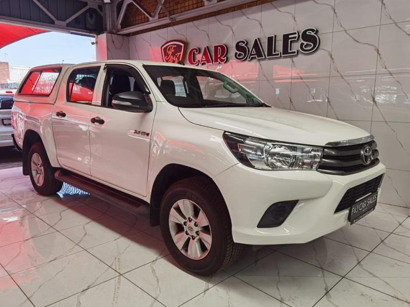 2017 TOYOTA Hilux