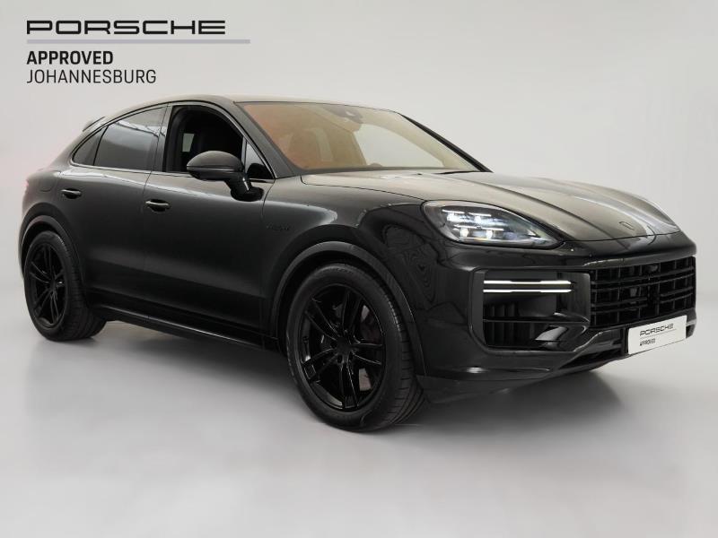 2024 PORSCHE Cayenne