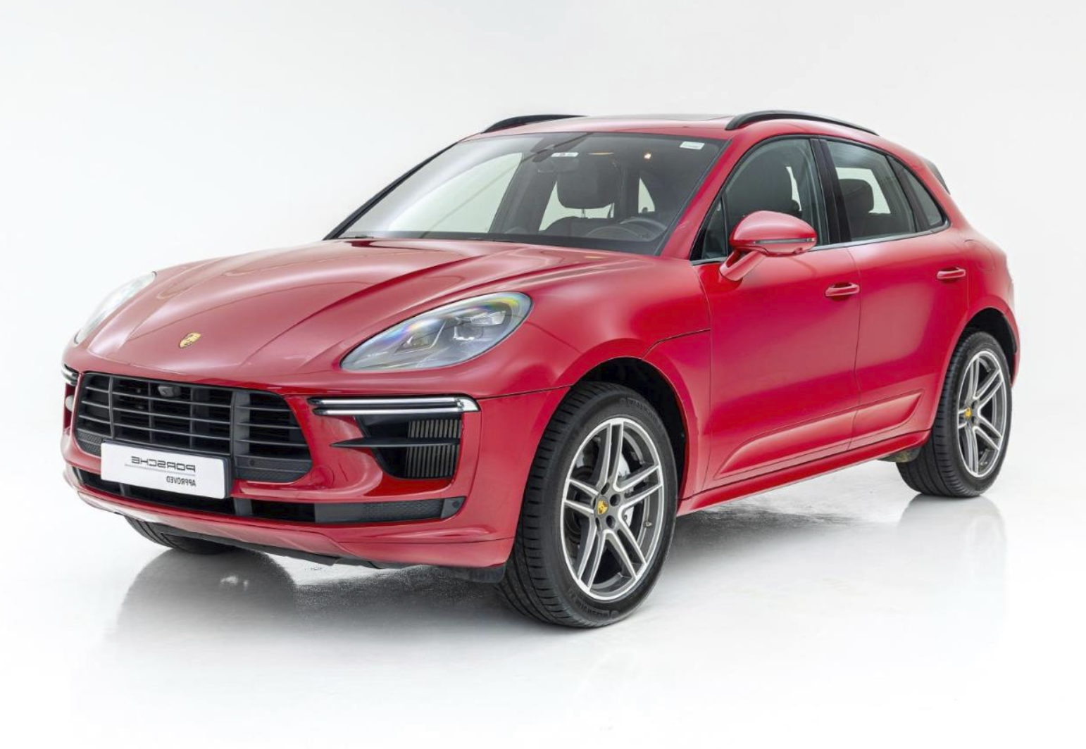 2020 PORSCHE Macan