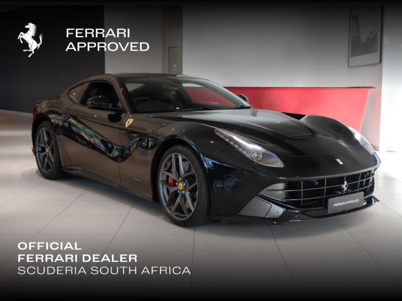 2015 FERRARI F12