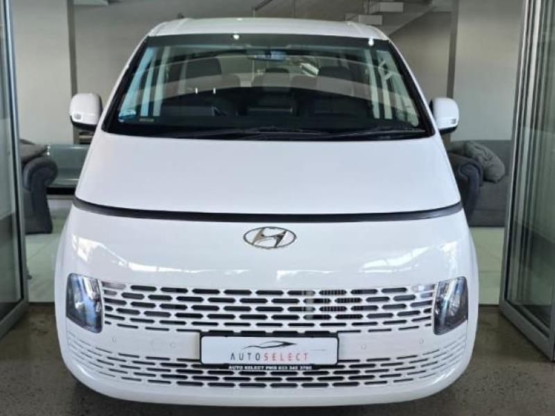 2023 HYUNDAI Staria