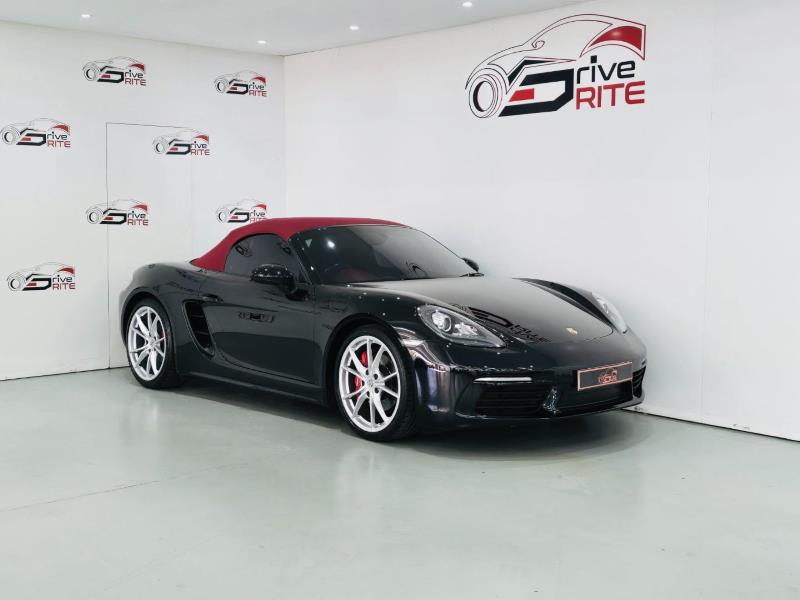 2018 PORSCHE Boxster