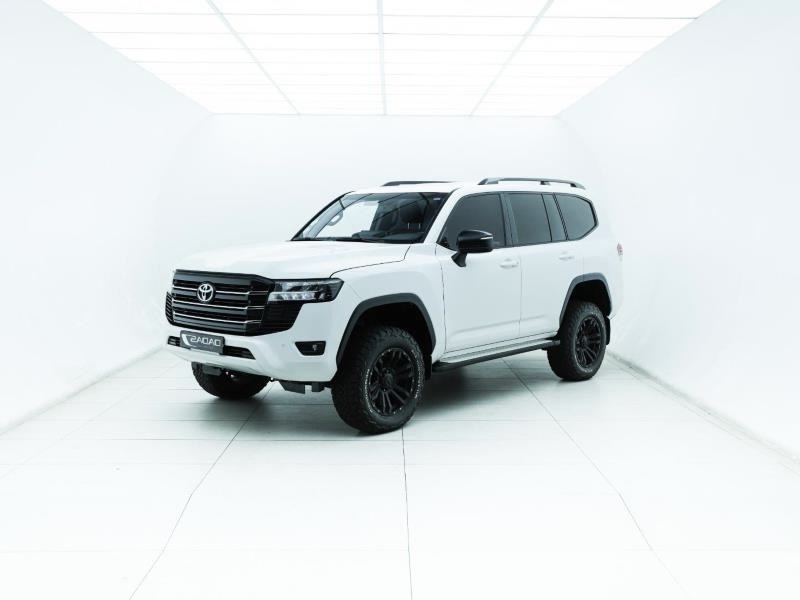 2023 TOYOTA Landcruiser 300