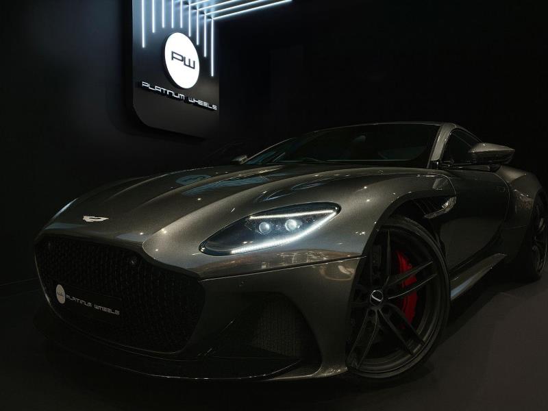 2020 AM DBS Superleggera
