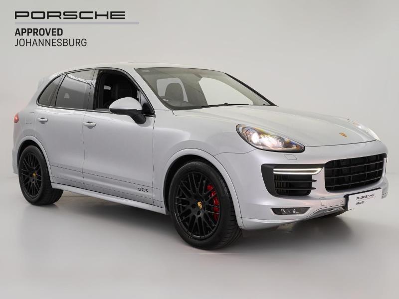 2017 PORSCHE Cayenne
