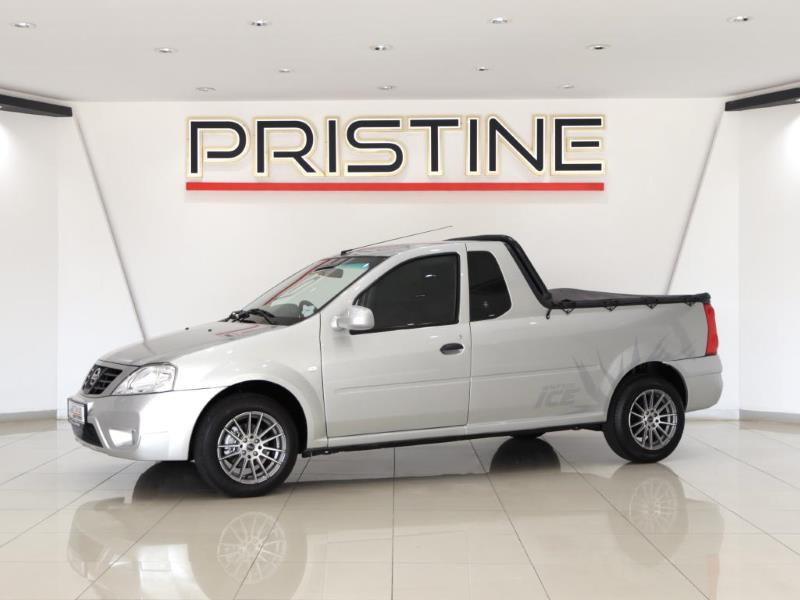 2020 NISSAN NP200