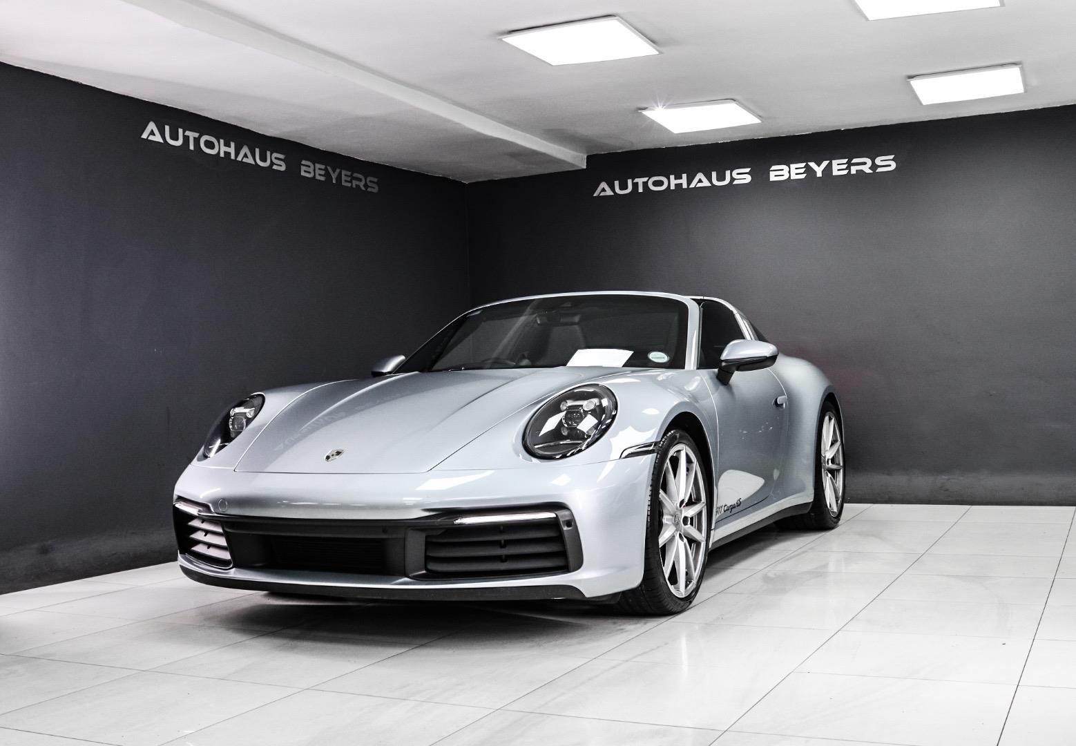 2022 PORSCHE 911