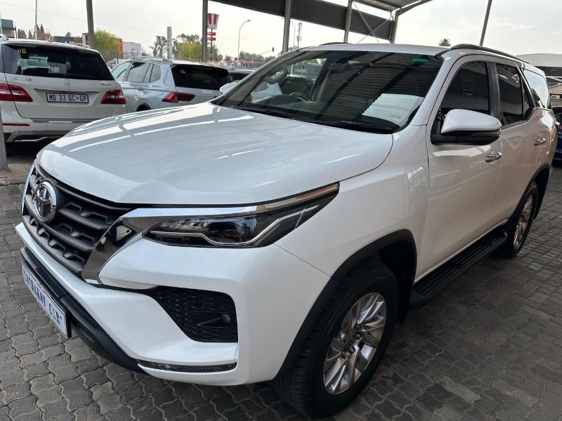 2023 TOYOTA Fortuner