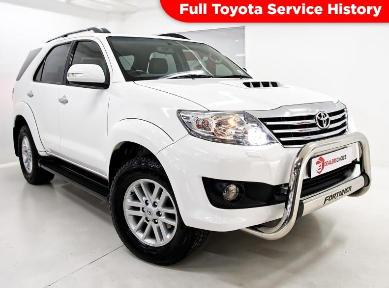 2013 TOYOTA Fortuner